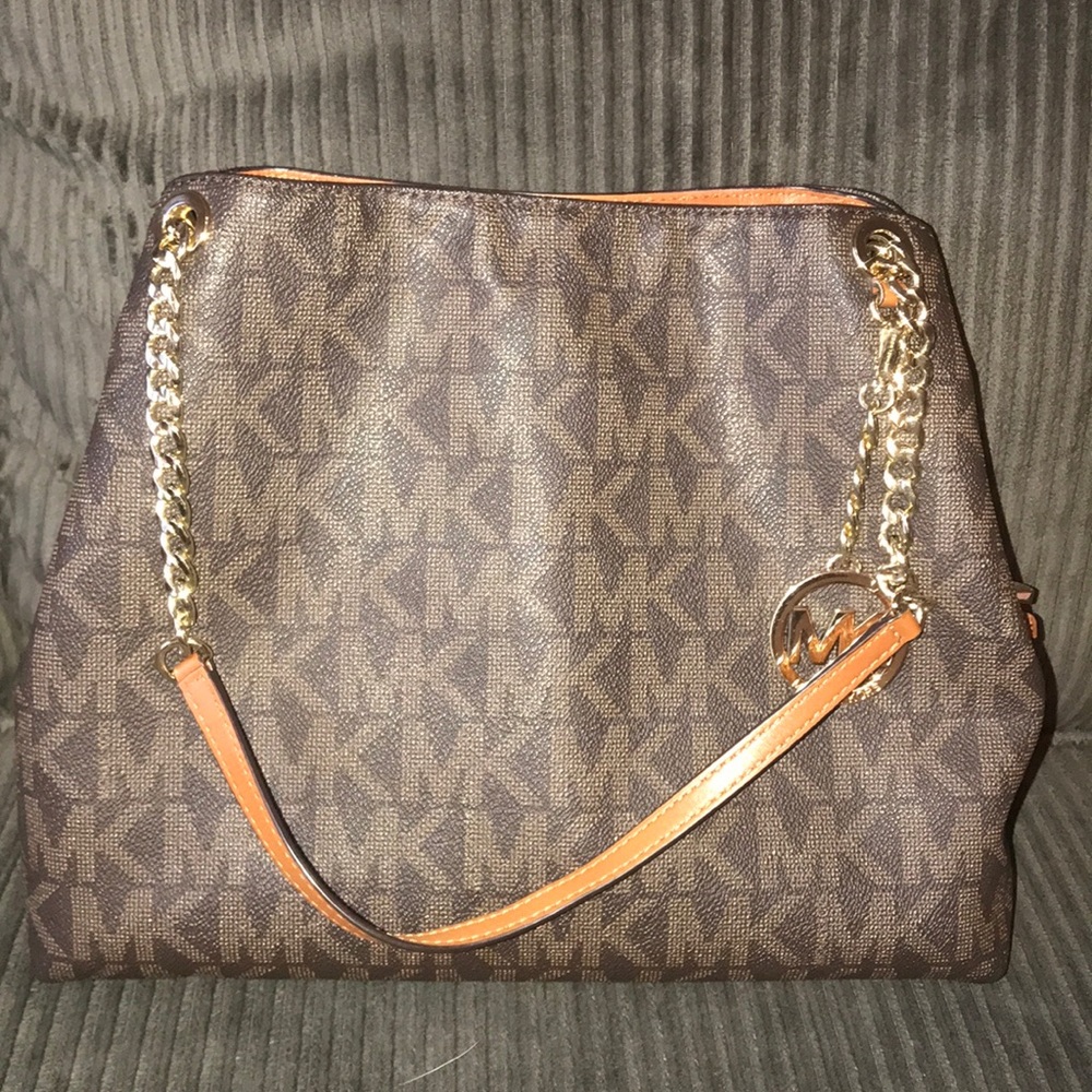 Michael Kors Purse With Wallet